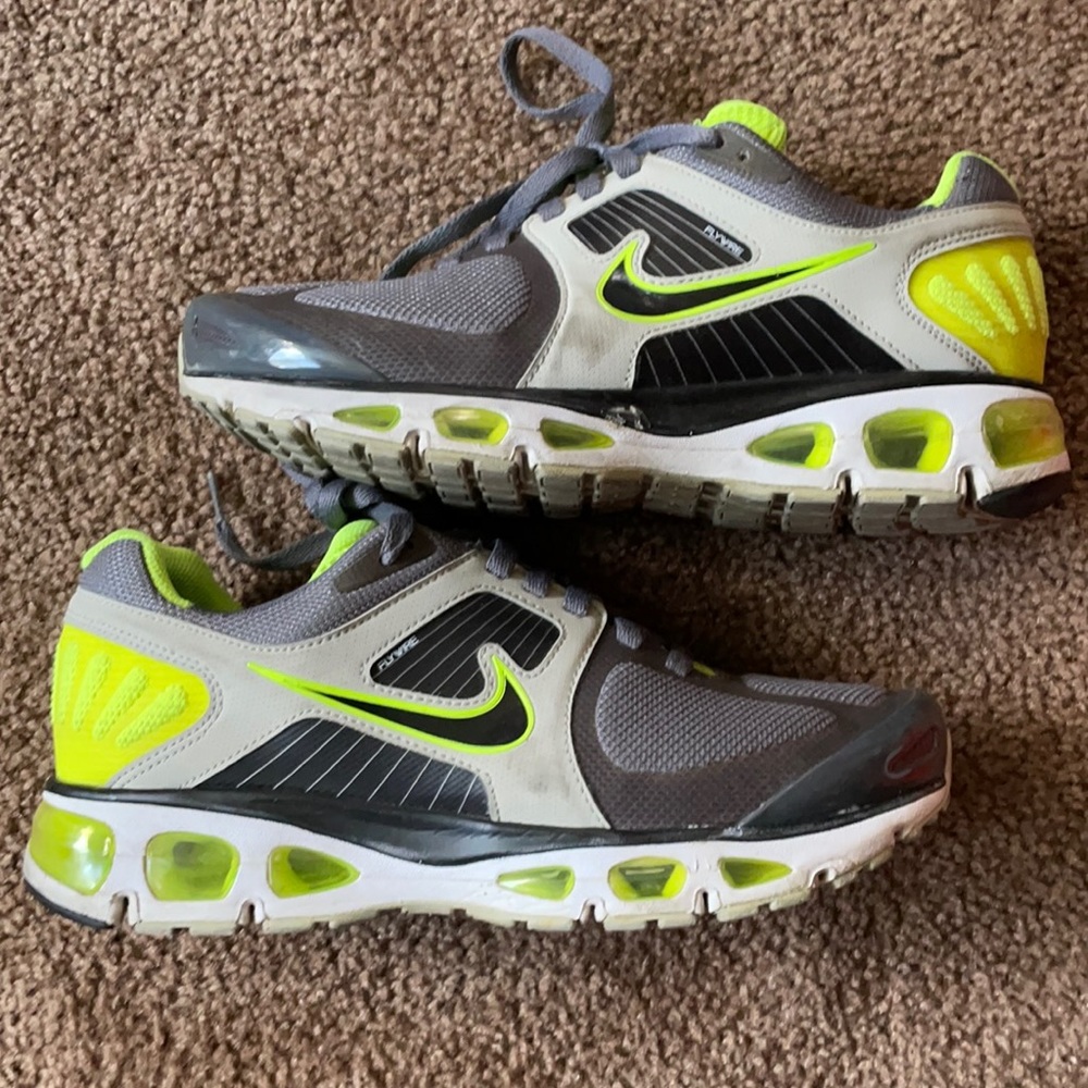 Nike Flywire sneakers